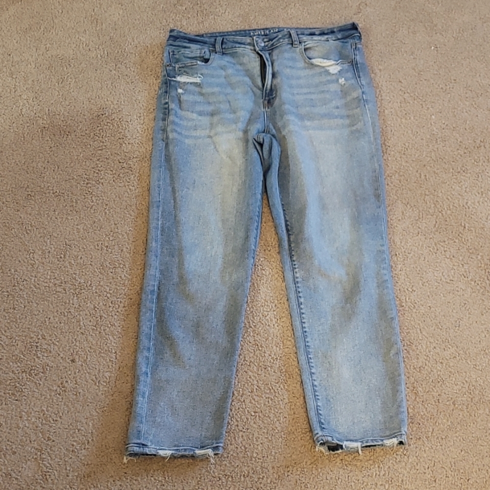 American Eagle Mom Jeans